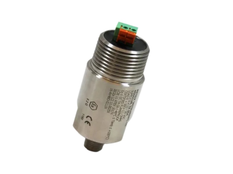 Metrix ST5484E-121-0532-00 seismic velocity transmitter front view