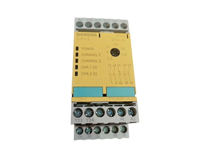 Siemens 3TK2828-1AL20 SIRIUS safety relay front view
