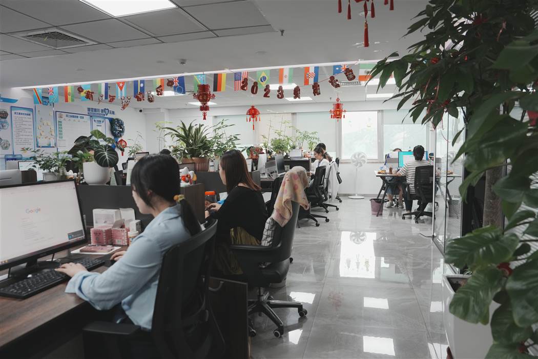 International automation service team